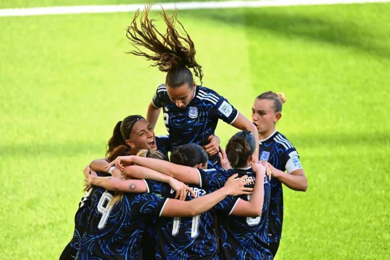 La Selección Argentina femenina aplastó 8-0 a Benín y se juega todo ante México para avanzar en el Mundial Sub-20