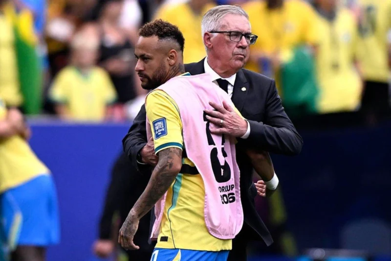 Carlo Ancelotti le cerró la puerta a Neymar en Brasil y pidió una renovación: «Es momento de centrarse en los jóvenes»