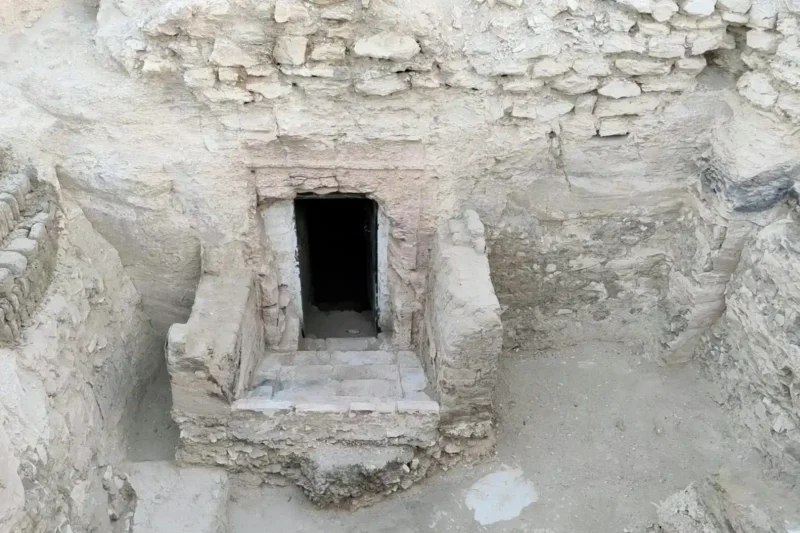 Descubren una tumba egipcia de 3.000 años cerca de Luxor antes de que las inundaciones la arruinen