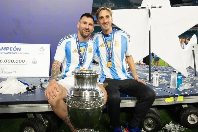 La conmoverdora carta de un colaborador de Scaloni a Lionel Messi: «Ojalá perdure tu manera de sentir el juego»