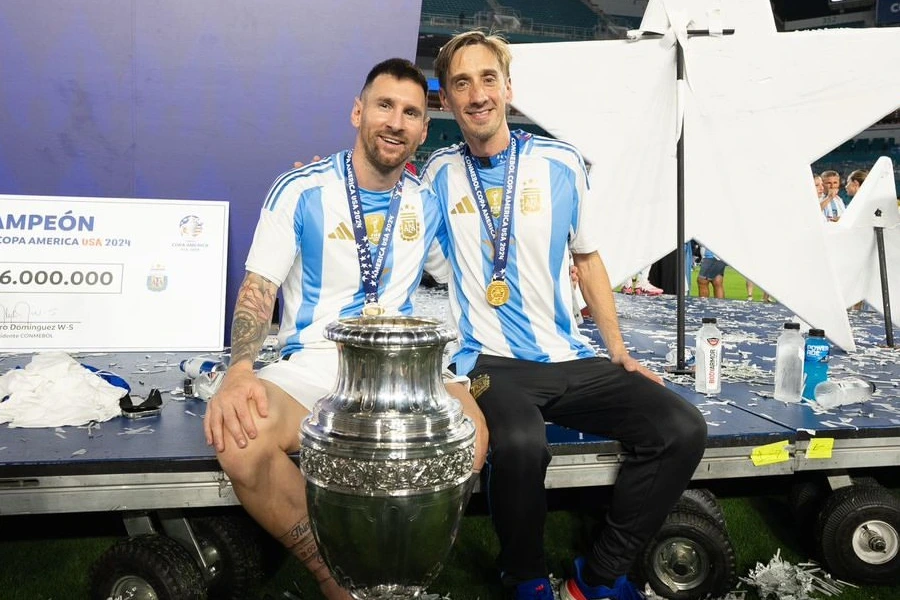 La conmoverdora carta de un colaborador de Scaloni a Lionel Messi: «Ojalá perdure tu manera de sentir el juego»