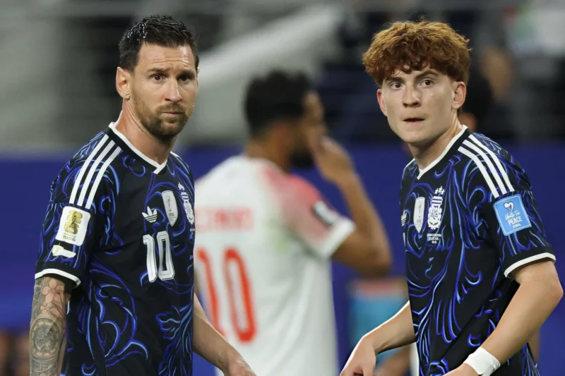 Valentín Barco llegó al país para sumarse a la Selección y habló del retiro de Lionel Messi: «Deja un vacío muy grande»