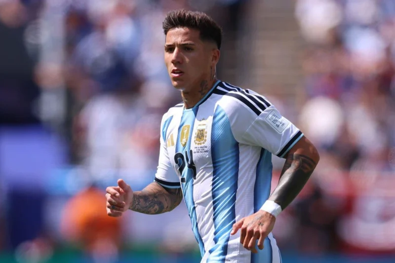 Enzo Fernández habló sobre el retiro de Messi y pidió por la continuidad de Scaloni en la Selección: «Ojalá que renueve»