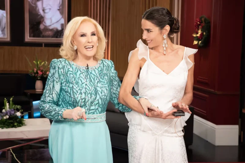 Juana Viale reveló las indicaciones que le da Mirtha Legrand después de cada programa desde el sanatorio