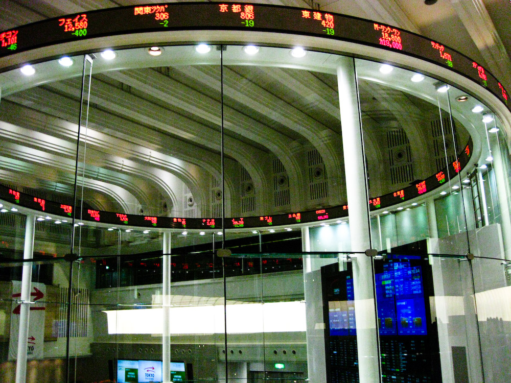El riesgo pais perforo los 700 puntos y los bonos treparon hasta 3%