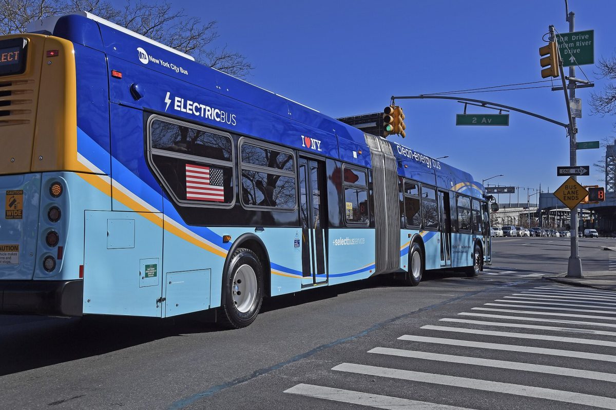 El transporte publico incorpora 200 unidades electricas en el area metropolitana