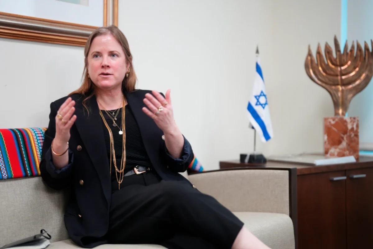 La embajadora de Israel en España denunció el avance del antisemitismo y apuntó contra los ministros de Sánchez