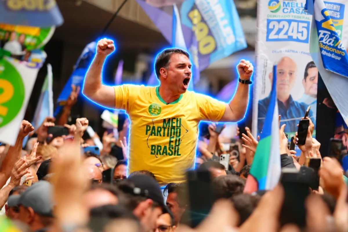 Flávio Bolsonaro ganó en el 86% de los centros de votación en zonas controladas por grupos criminales en Río de Janeiro