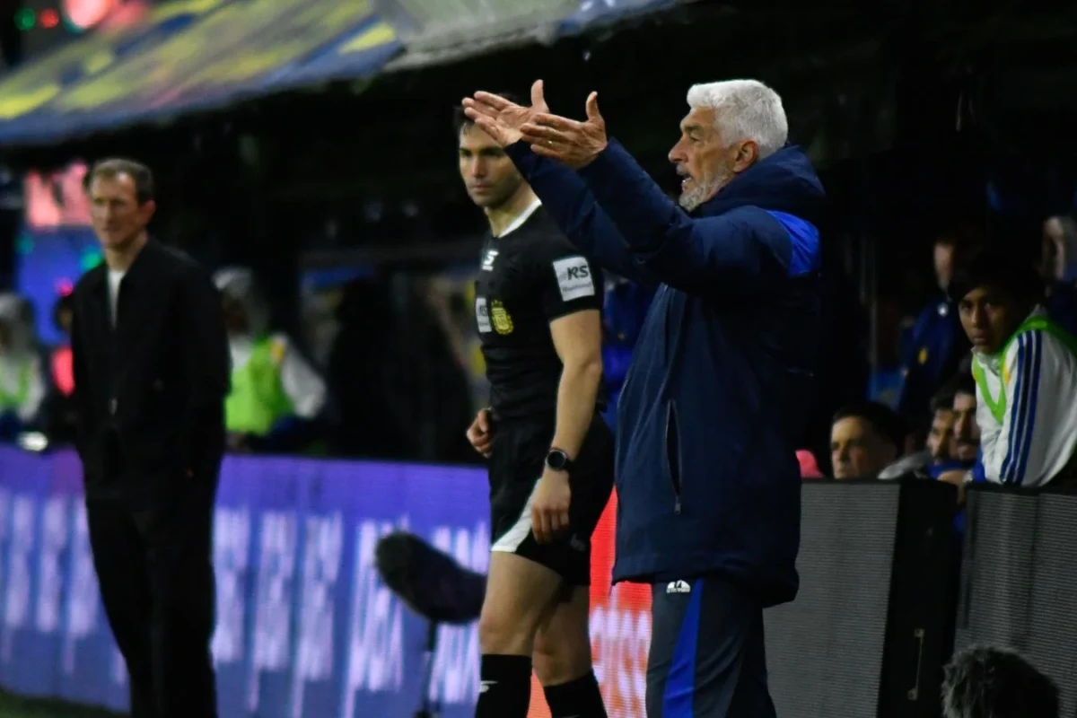 Omar De Felippe propuso un inédito refuerzo tras la derrota de Talleres ante Boca Juniors por 2 a 1