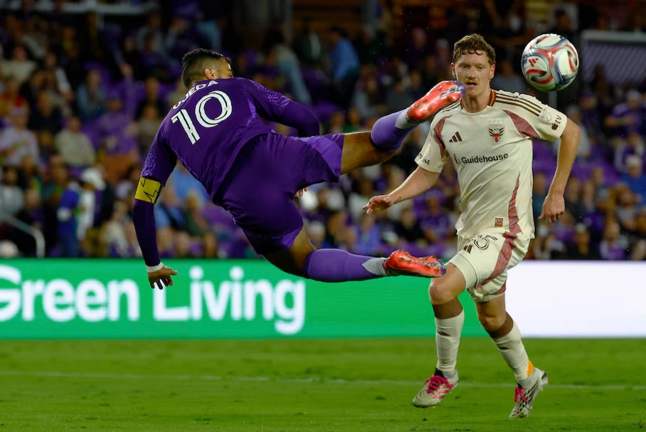 Directo al Puskás: el golazo de escorpión del argentino Martín Ojeda en la MLS
