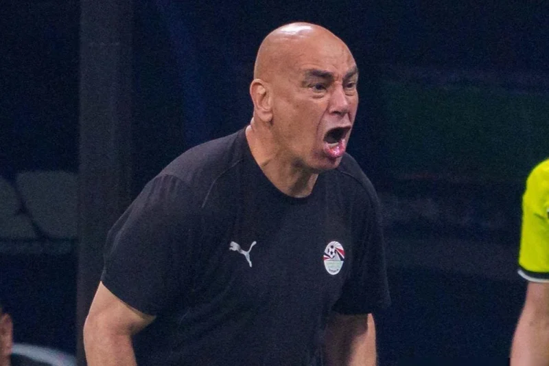 La FIFA sancionó al entrenador de Egipto, a su hermano y a un jugador por su accionar ante Argentina en el Mundial