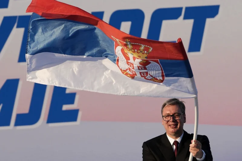 Valentina Gómez advirtió que Serbia enfrenta una elección decisiva y respaldó a Aleksandar Vučić frente a los anarquista