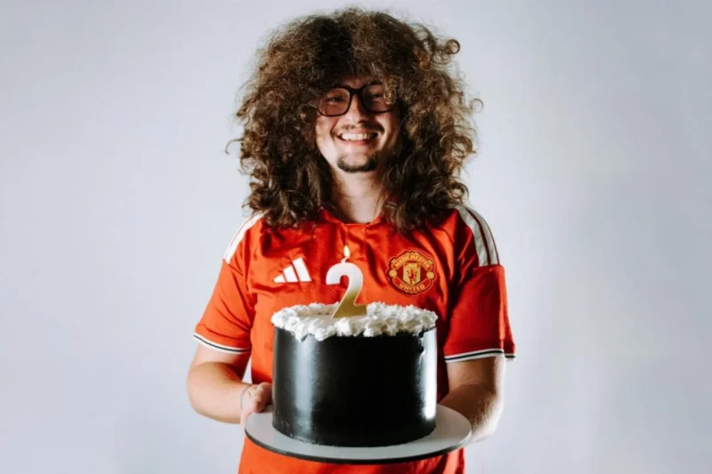La frustración del hincha del Manchester United que lleva 751 días sin cortarse el pelo: «No sé cuantó podré soportar»