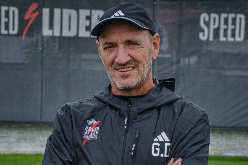 Uno más a la lista: Guillermo Duró renunció en Deportivo Riestra y ya son 28 los técnicos que dejaron su cargo en 2026