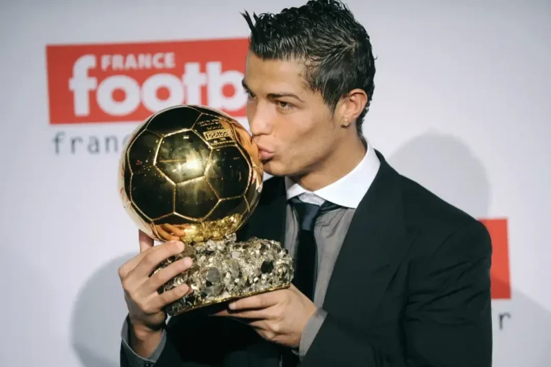 Cristiano Ronaldo se impuso sobre Lionel Messi en la votación del B.O.A.T con su Balón de Oro de 2008